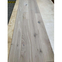 Инженерный паркет из дуба без покрытия